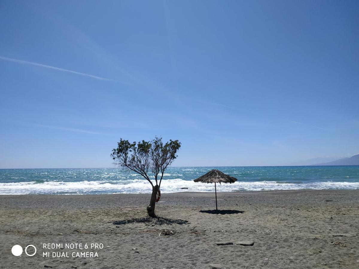 Il Silenzio Villa Magarikari Exteriör bild
